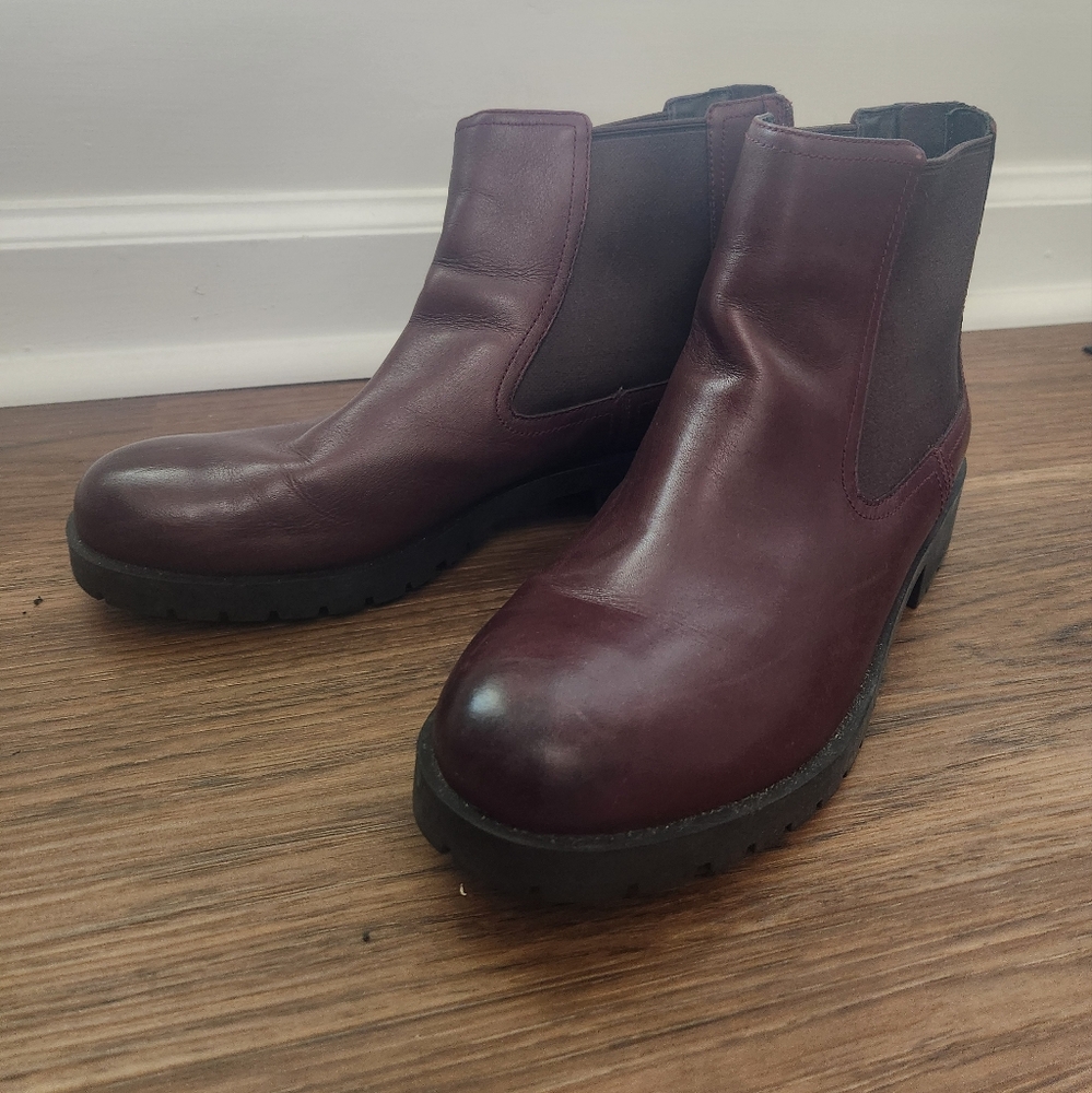 Cole Haan chelsea boots waterproof